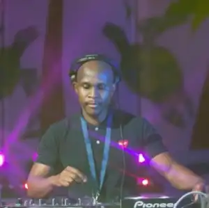 DJ Kent - The Weekent 12 (April Mix)